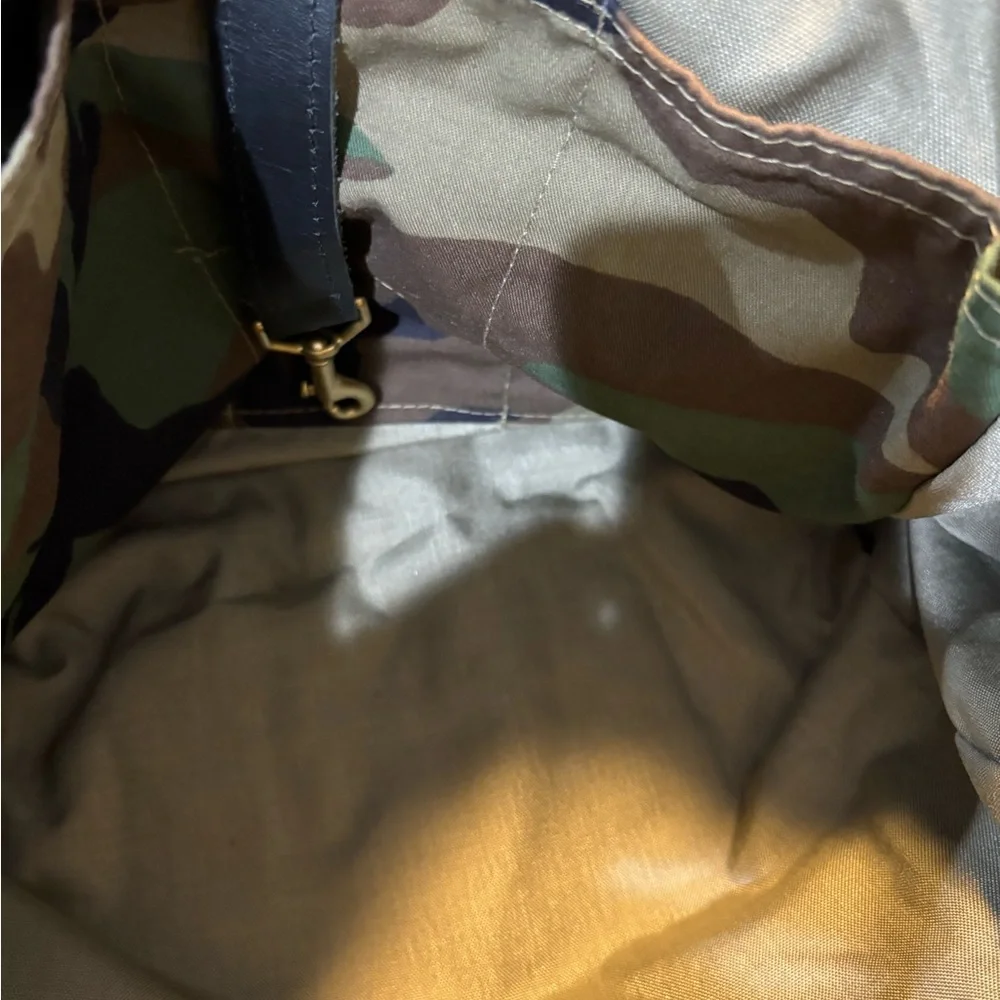 Sword and Plough Camouflage Tote Bags - Picture 5 of 5
